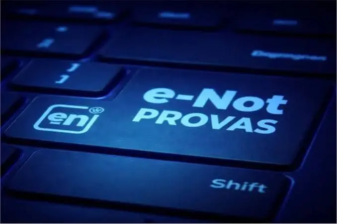 Tecla de teclado com a marca e-Not Provas